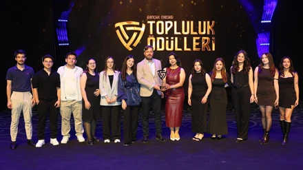Selçuk Üniversitesi öğrenci toplulukları ödüllerle göz doldurdu