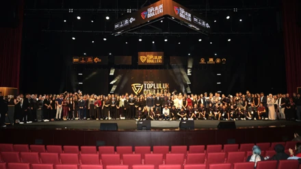 Selçuk Üniversitesi öğrenci toplulukları ödüllerle göz doldurdu