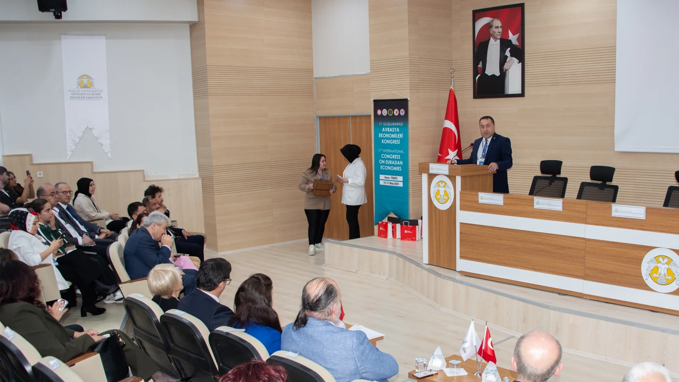 Selçuk Üniversitesi, iki uluslararası kongreye ev sahipliği yaptı