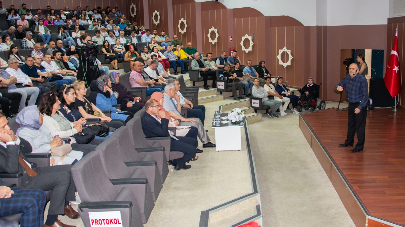 Selçuk Üniversitesi personeli hizmet içi eğitimde buluştu
