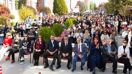 Selçuk Üniversitesinde 3. Dil ve Kültür Şenliği coşkusu