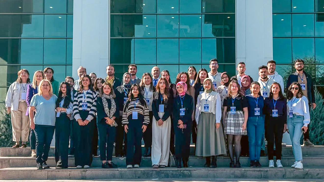 Selçuk Üniversitesinde öğrenciler, siber zorbalığa karşı bilinçlendirildi