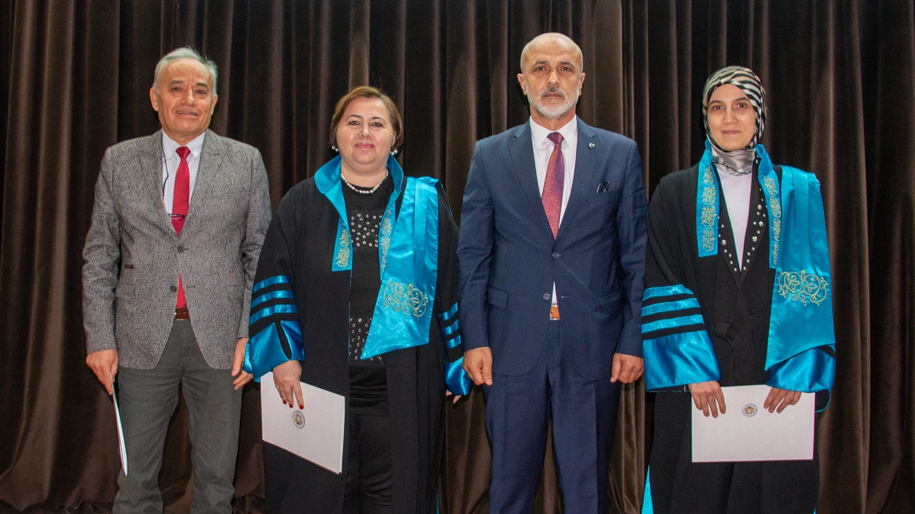 Fen Fakültesi Akademik Başarı Ödülleri Takdim Töreni yapıldı