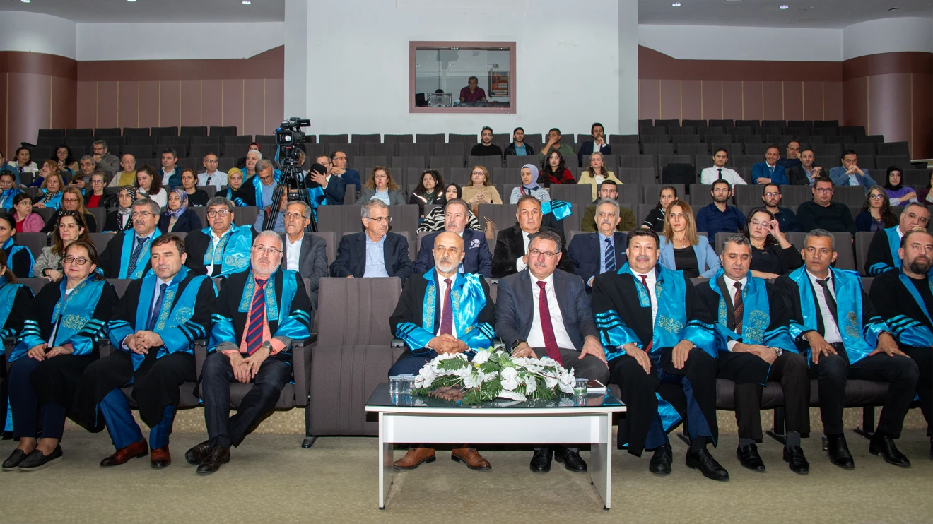 Fen Fakültesi Akademik Başarı Ödülleri Takdim Töreni yapıldı