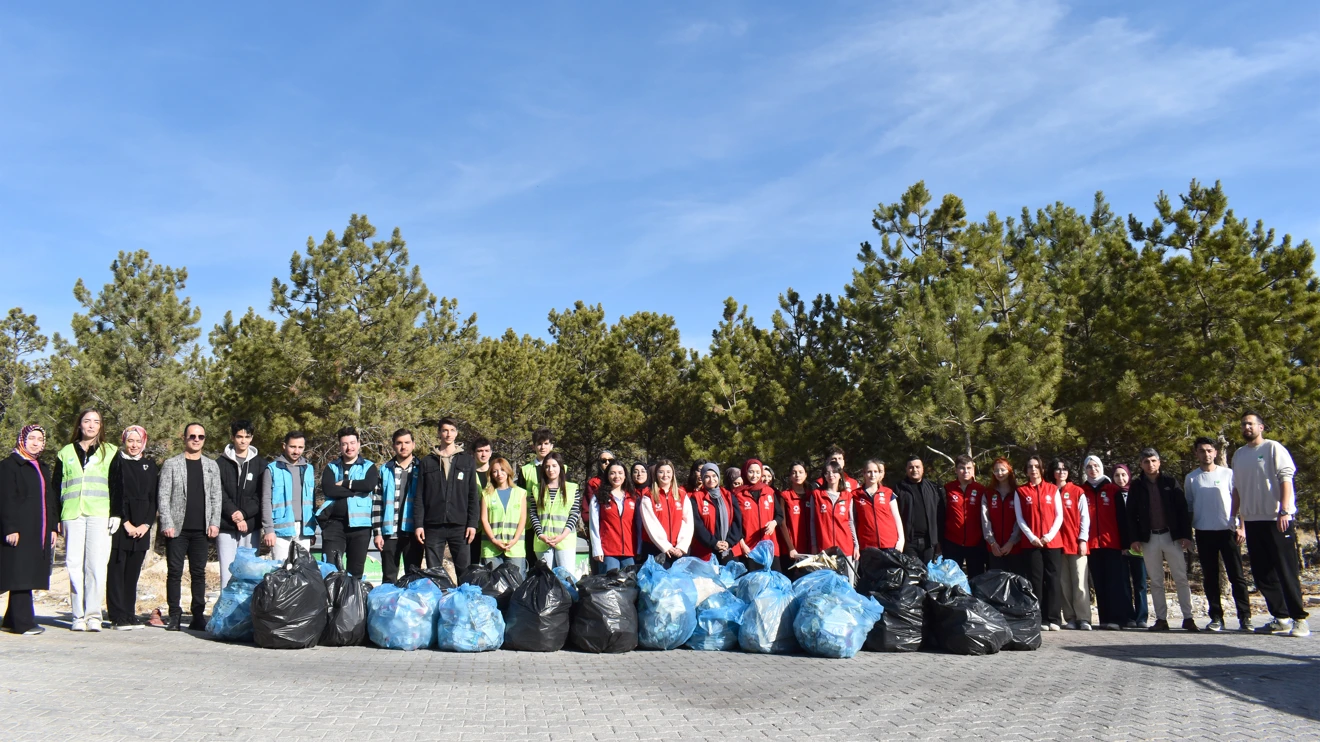 “Yeşil Düşün, Temiz Yaşa” çevre temizliği etkinliği düzenlendi