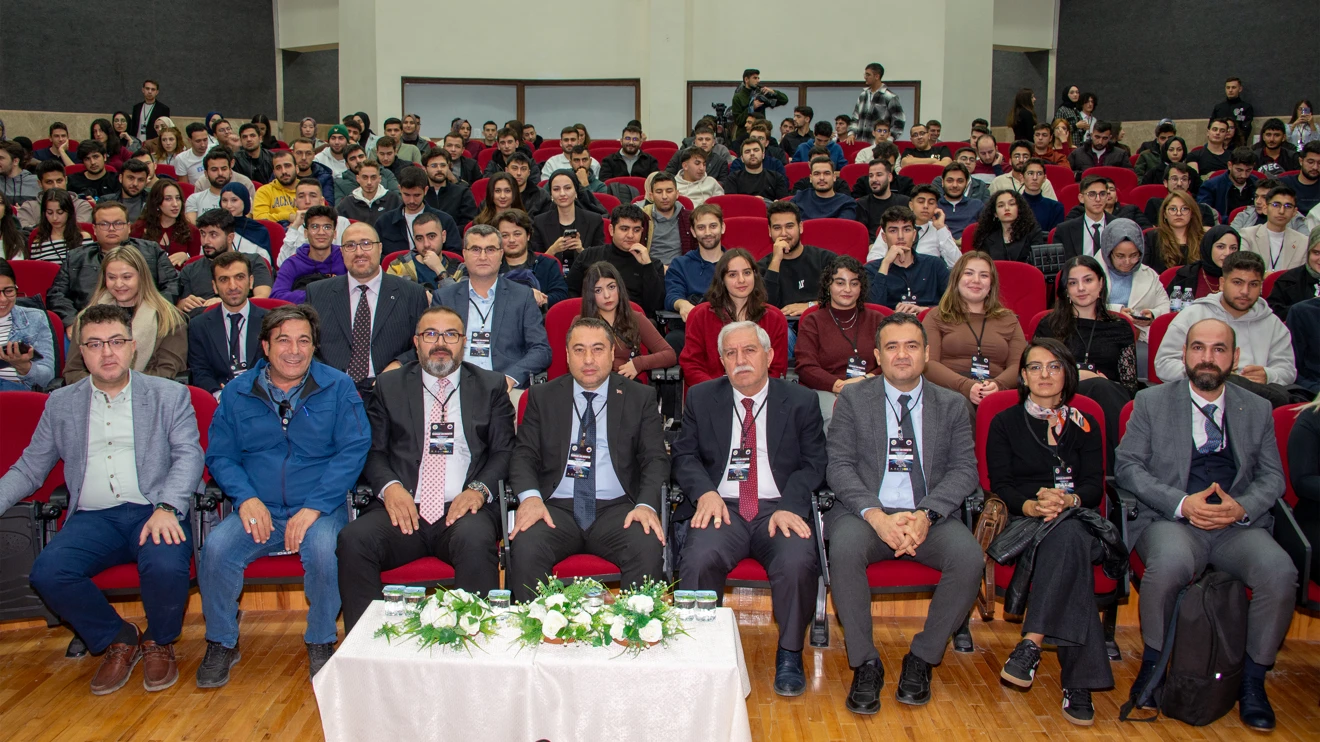 4. Teknoloji ve İnovasyon Öğrenci Sempozyumu başladı