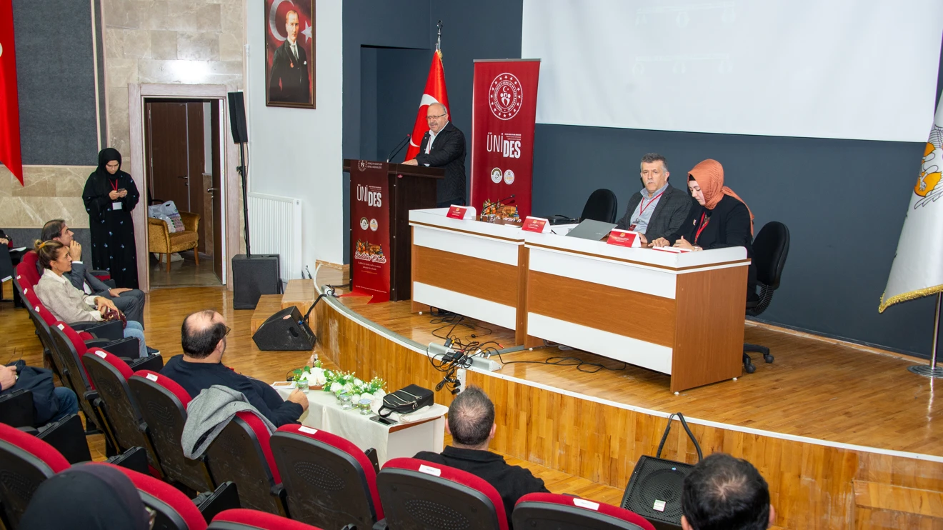 Selçuk Üniversitesinde Endülüs Okulu Paneli düzenlendi