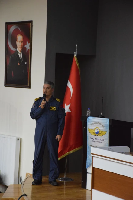 Genç Kanatlar Topluluğu