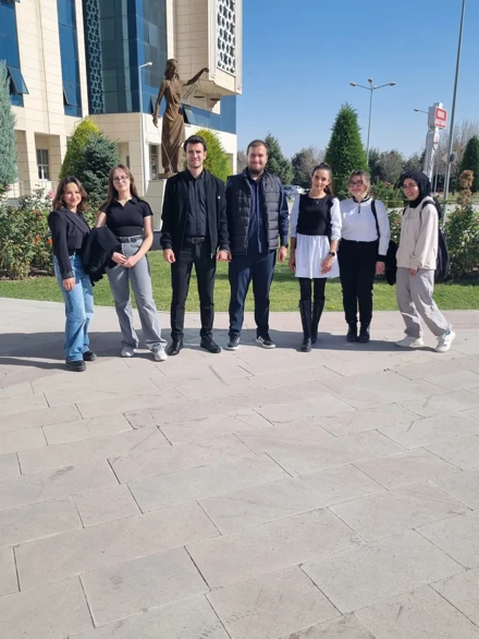 Hukuk ve İnsan Hakları Topluluğu