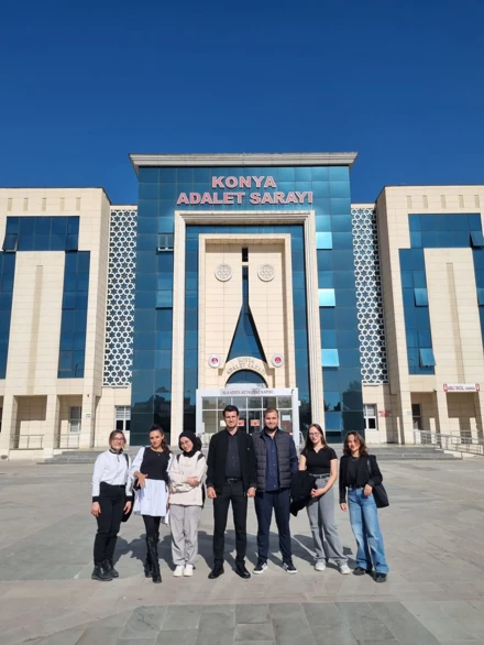 Hukuk ve İnsan Hakları Topluluğu