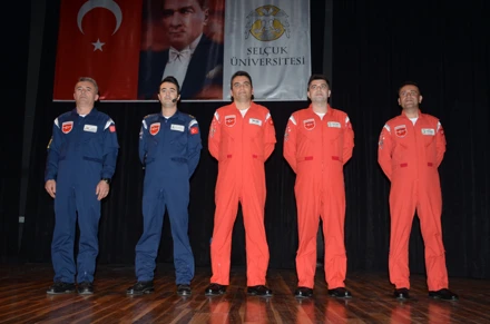 GENÇ KANATLAR TOPLULUĞU