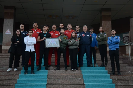 GENÇ KANATLAR TOPLULUĞU