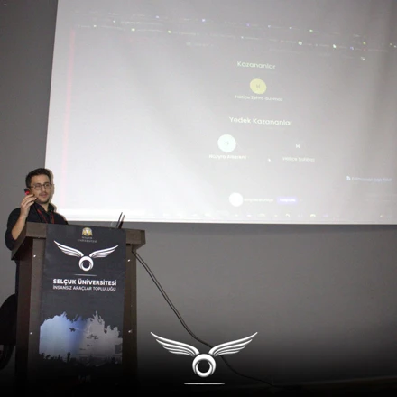 İnsansız Araçlar Topluluğu