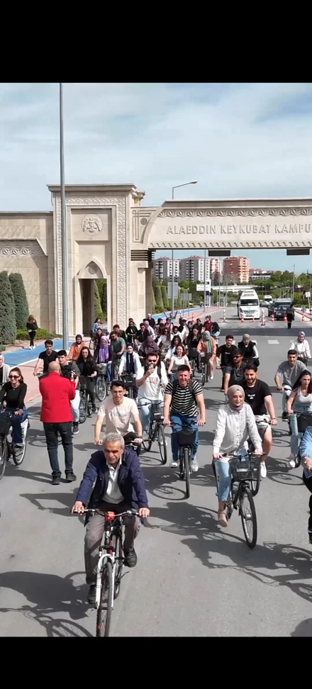 Sağlıklı Yaşam Ve Beslenme Topluluğu