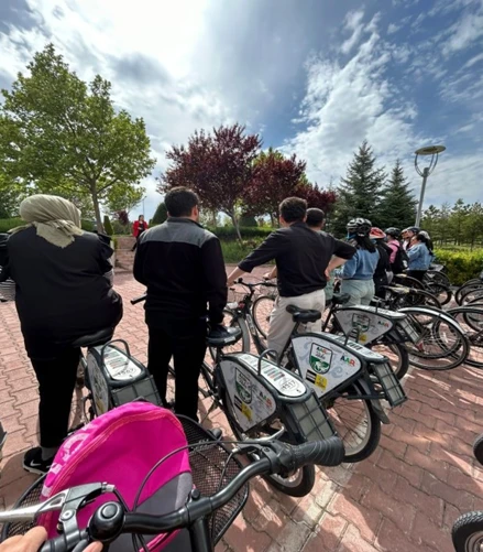 Selçuk Üniversitesi Kampüsünde Dünya Sağlık İçin Hareket Et Günü Etkinliği Gerçekleştirildi