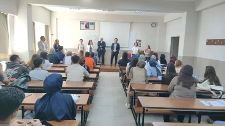 SAĞLIK YÖNETİMİ BÖLÜMÜ 2025-2026 1. SINIF ÖĞRENCİLERİ İLE ORYANTASYON VE TANIŞMA TOPLANTISI