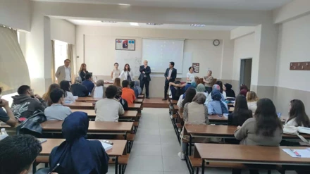 SAĞLIK YÖNETİMİ BÖLÜMÜ 2025-2026 1. SINIF ÖĞRENCİLERİ İLE ORYANTASYON VE TANIŞMA TOPLANTISI