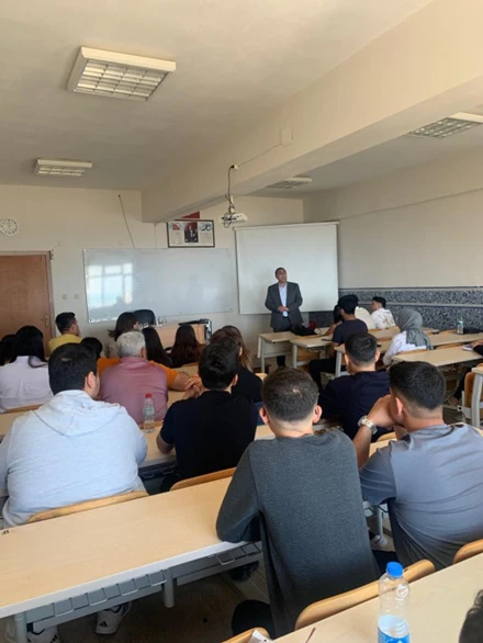  Yerel Yönetimler Programı öğrencilerine Silifke Kaymakamı Sn. Abdullah ARSLANER tarafından ders verildi.