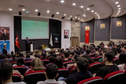 Ayzek Söyleşileri: İstanbul Teknik Üniversitesi Rektörü Prof. Dr. Hasan Mandal