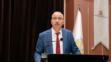 Kızıl Elma Ne/resi/dir? adlı konferans gerçekleştirildi. 