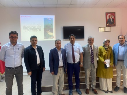 Farmakoloji ve Toksikoloji Anabilim Dalı doktora öğrencisi Vet. Hek. Murat ÇETİN'in doktora tez savunma sınavı gerçekleşti.