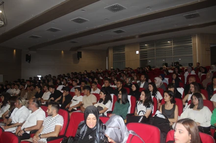 Oryantasyon Eğitimi ve Önlük Giydirme Töreni