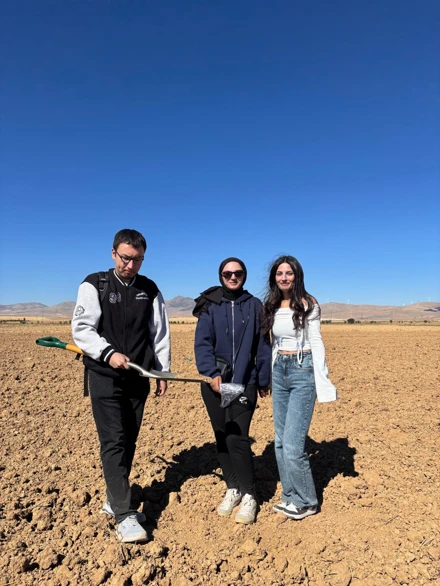 Sarıcalar Araştırma Çiftliğinde Öğrencilerimiz ile Uygulamalı Eğitim Çalışması