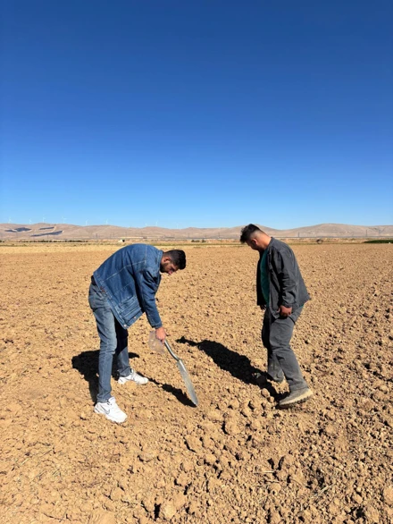 Sarıcalar Araştırma Çiftliğinde Öğrencilerimiz ile Uygulamalı Eğitim Çalışması