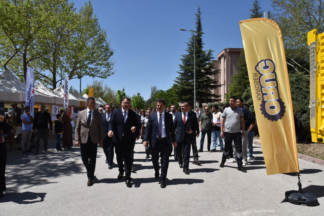 BASINDA SELÇUK TECH TARIM TEKNOLOJİLERİ FESTİVALİ 